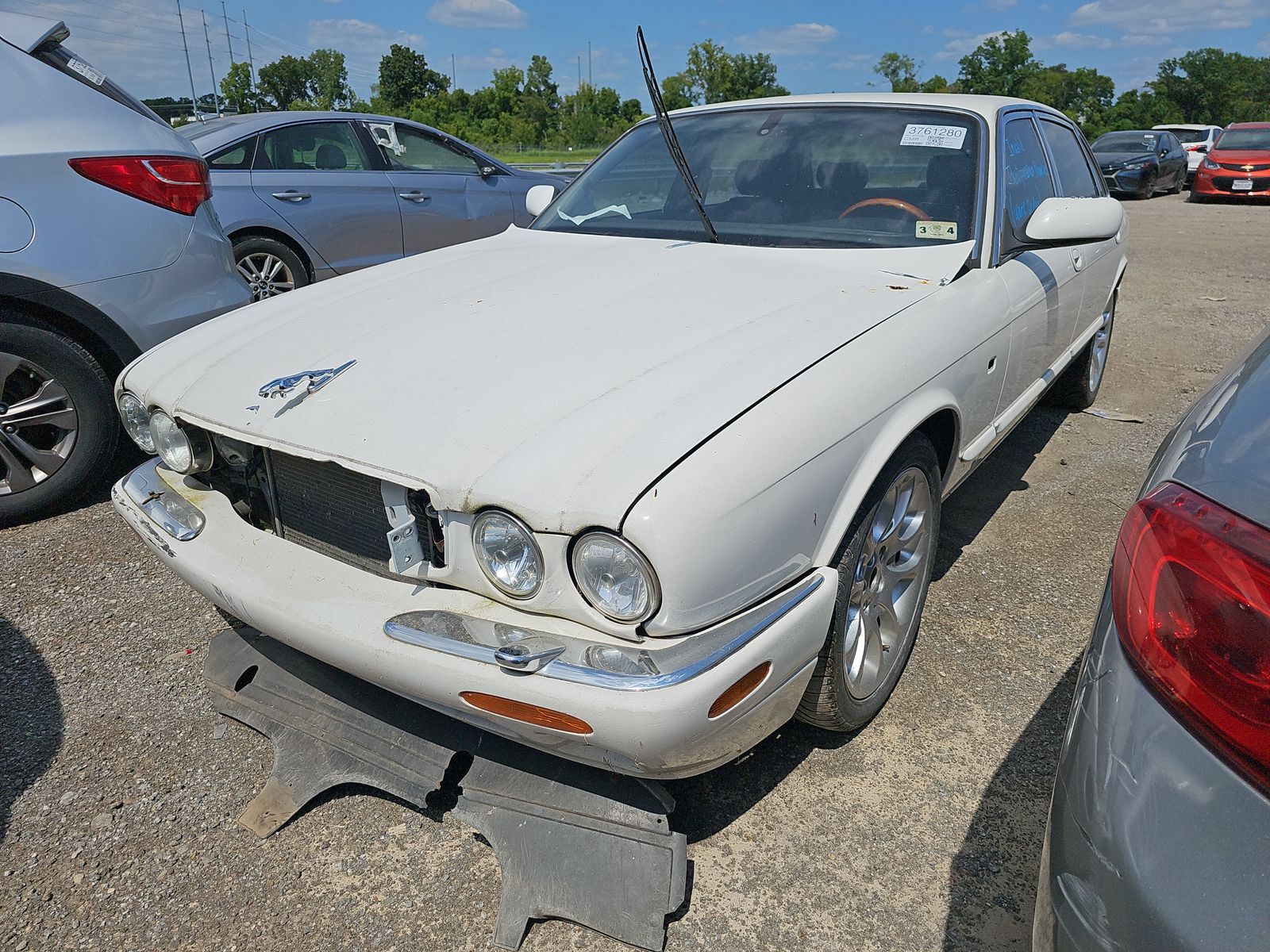 Jaguar XJR