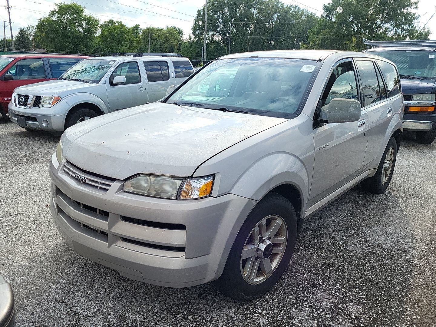 Isuzu Axiom