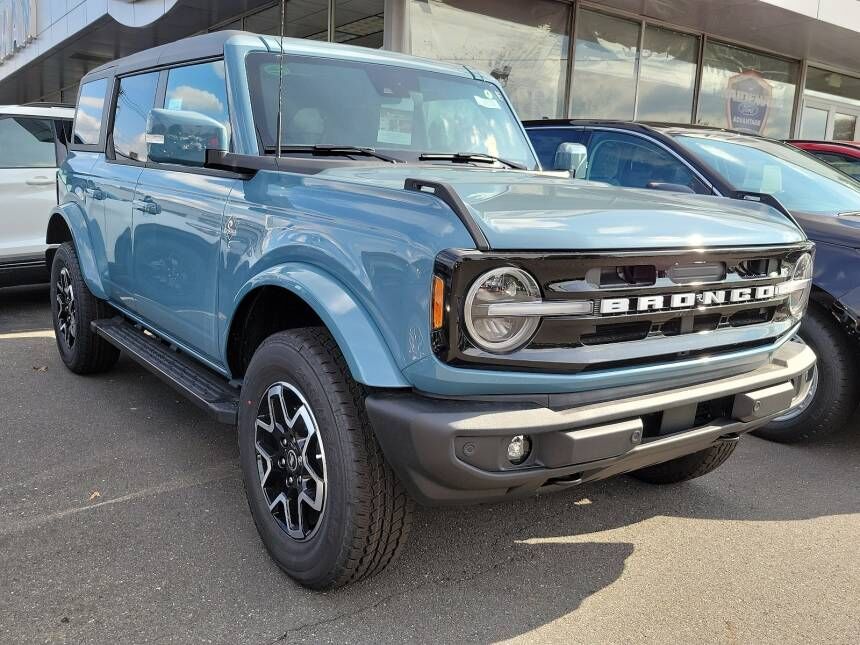 2023 FORD Bronco