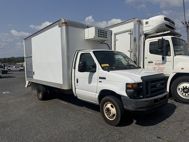 2013 FORD E-450