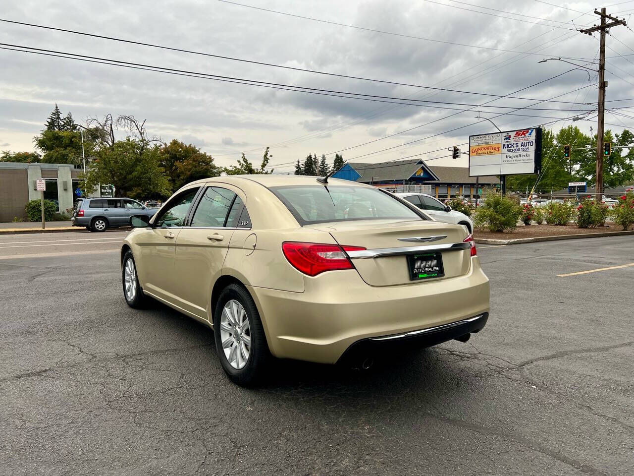 2011 CHRYSLER 200