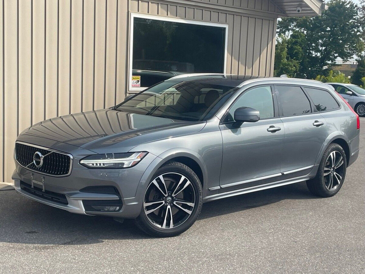 Volvo V90CC