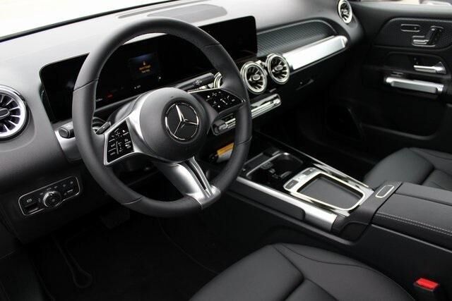 2024 Mercedes-Benz GLB-Class