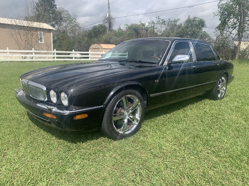 2003 JAGUAR Vanden Plas