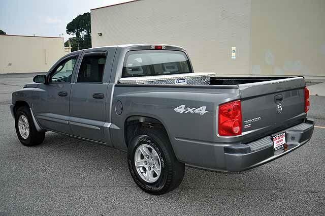 2006 DODGE Dakota