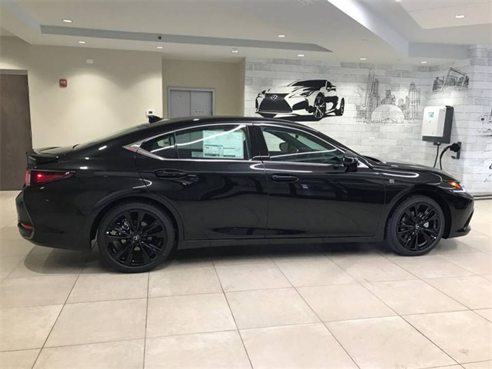 2025 Lexus ES
