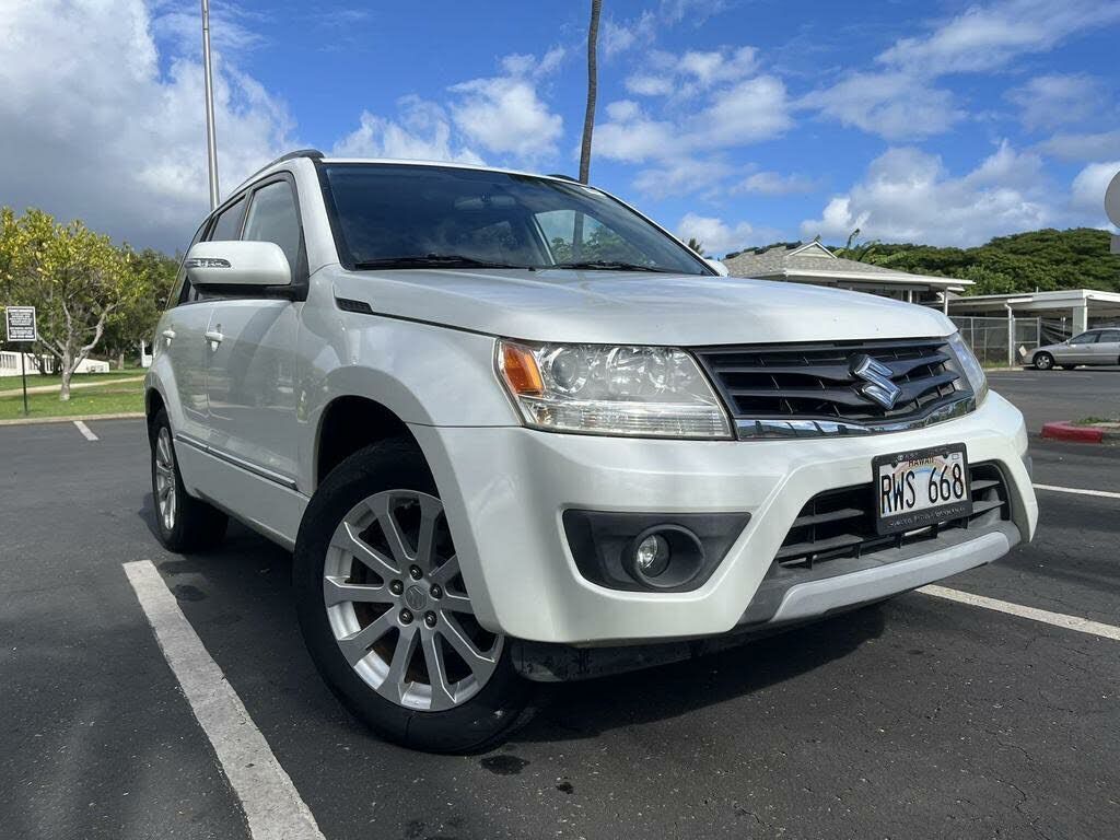 SUZUKI