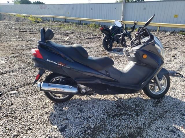 Suzuki AN400K
