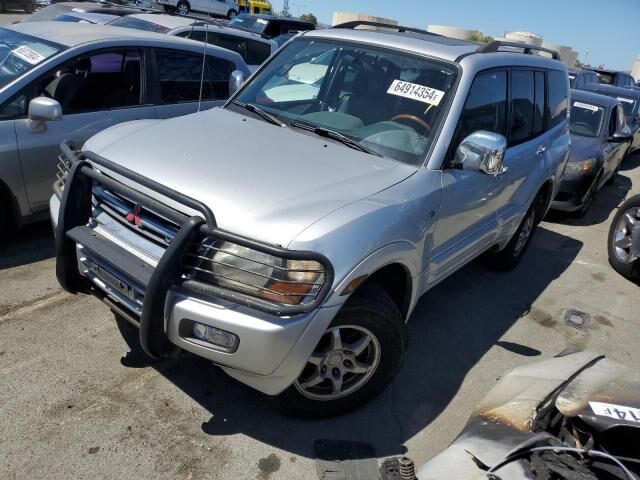Mitsubishi Montero