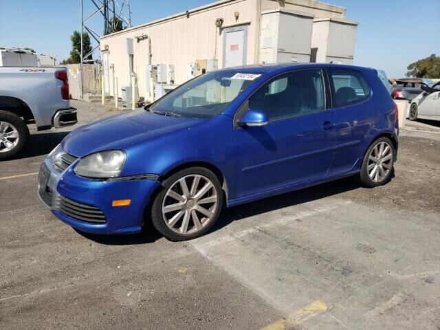 Volkswagen R32
