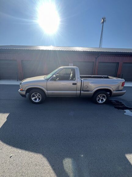 2003 CHEVROLET S-10 Pickup