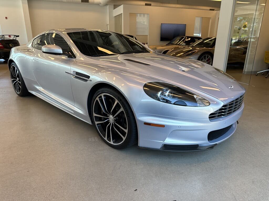 Aston Martin DBS