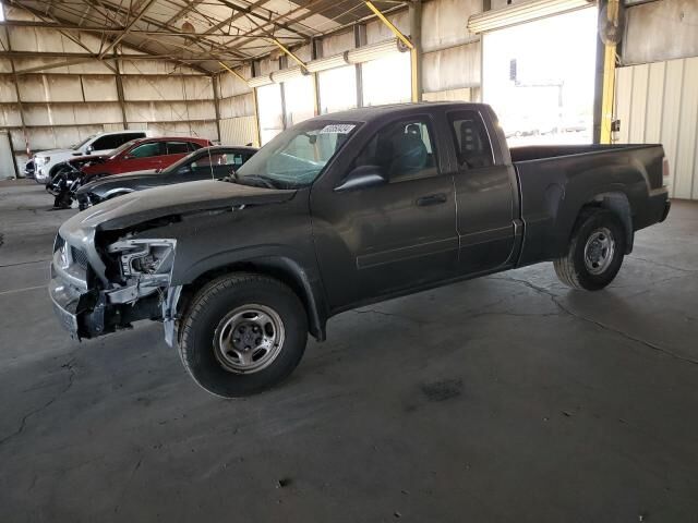 Mitsubishi Raider