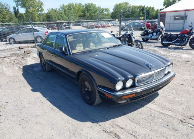 Jaguar XJ6