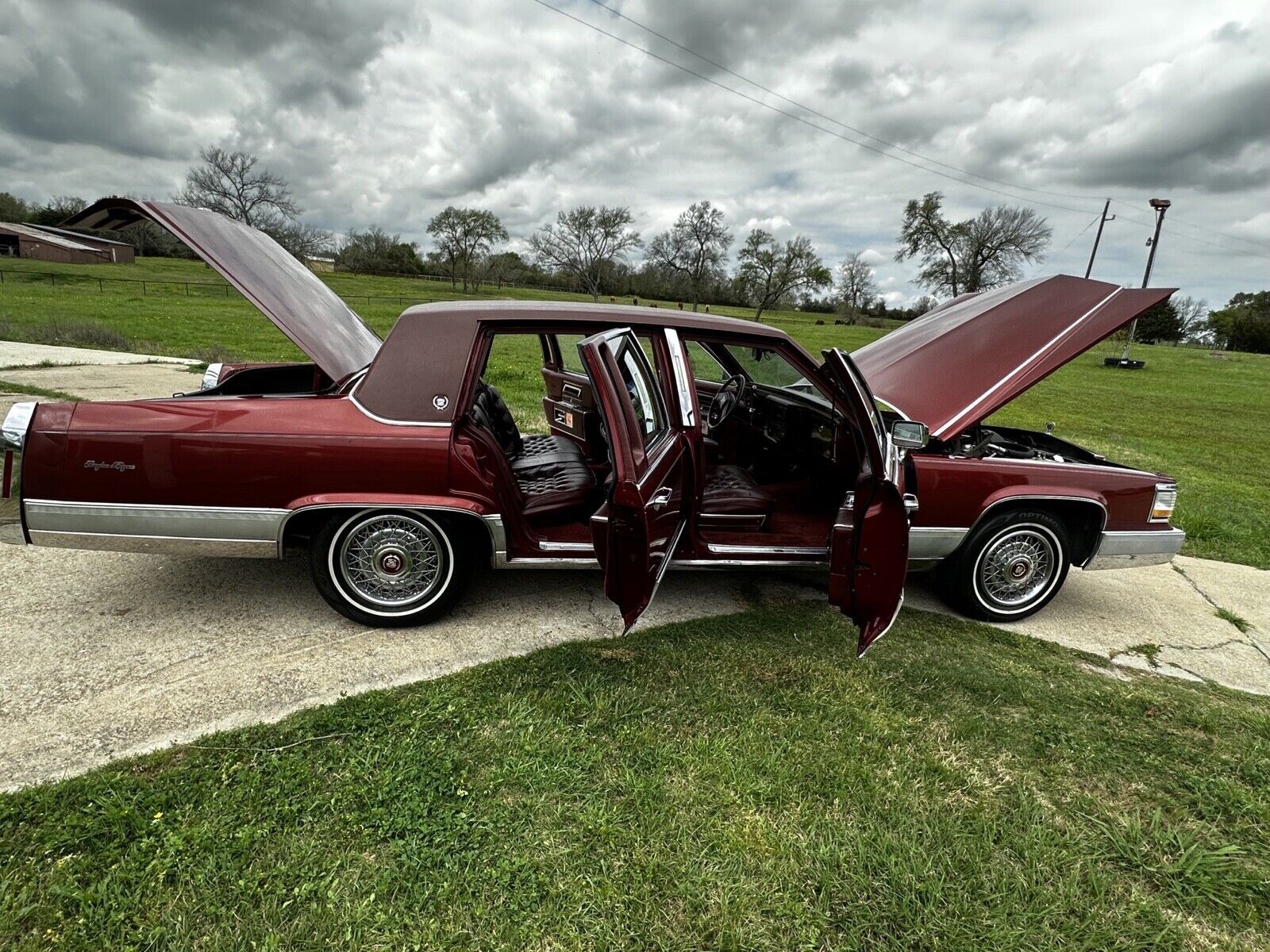 Cadillac Brougham