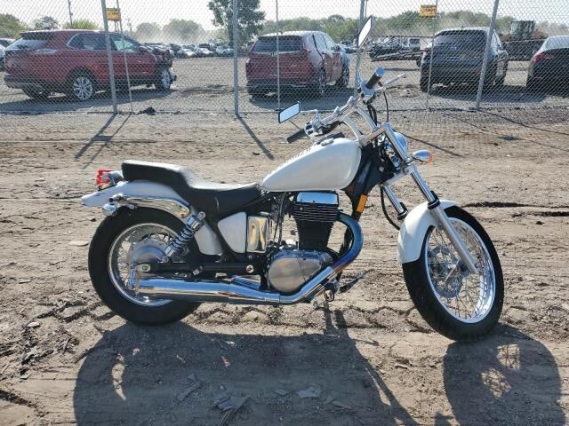 Suzuki LS650