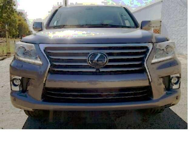 Lexus LX