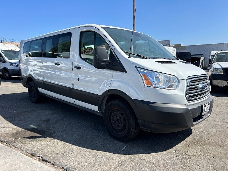 2019 FORD Transit