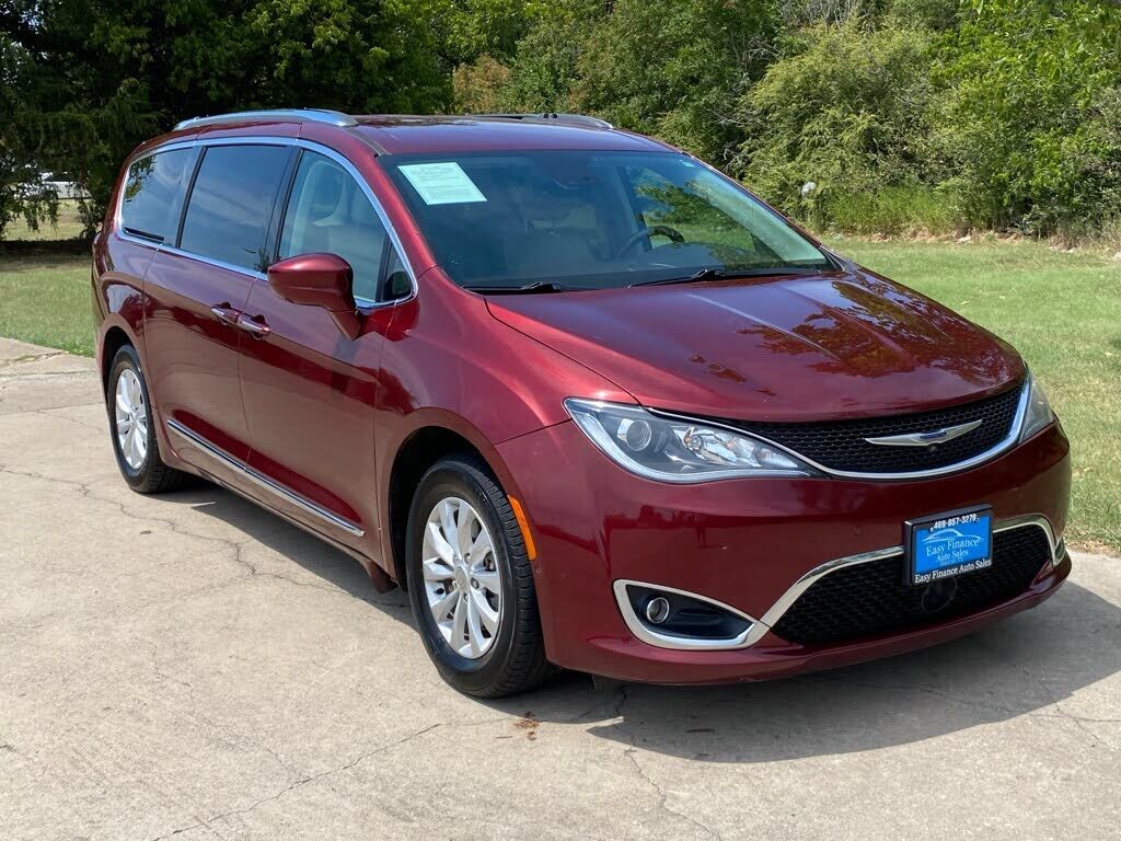 2019 CHRYSLER Pacifica