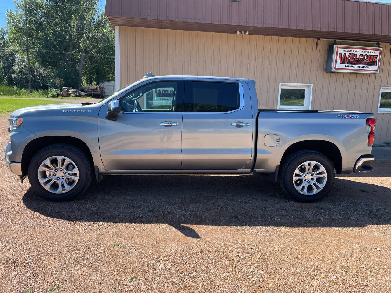 2023 CHEVROLET Silverado