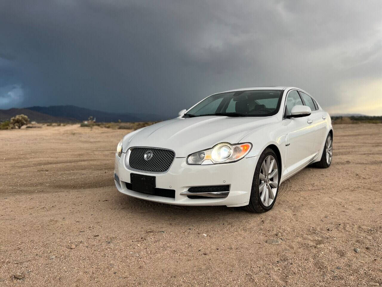 2011 JAGUAR XF