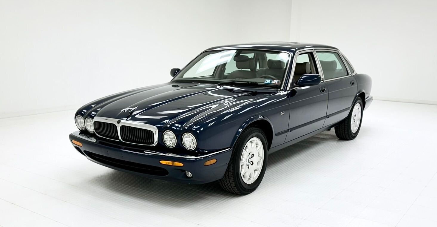 Jaguar XJ8