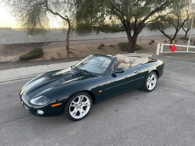 Jaguar XK8