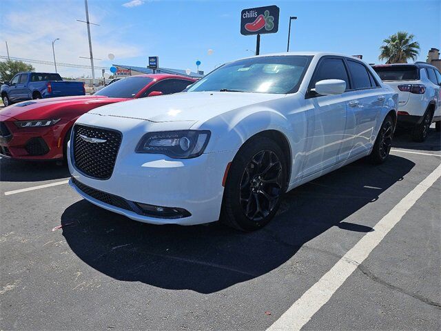 2020 CHRYSLER 300