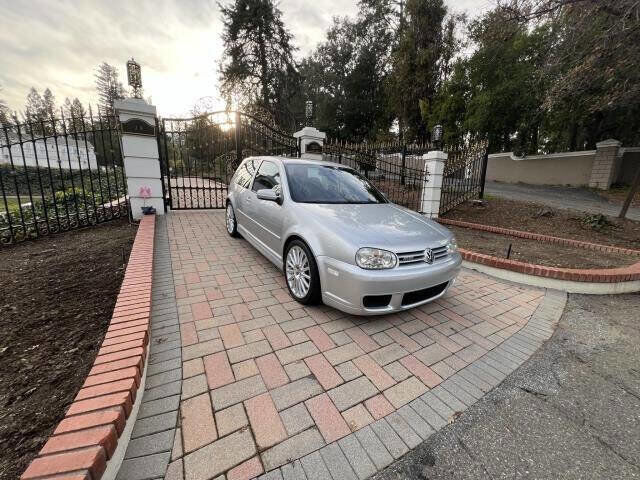 Volkswagen R32