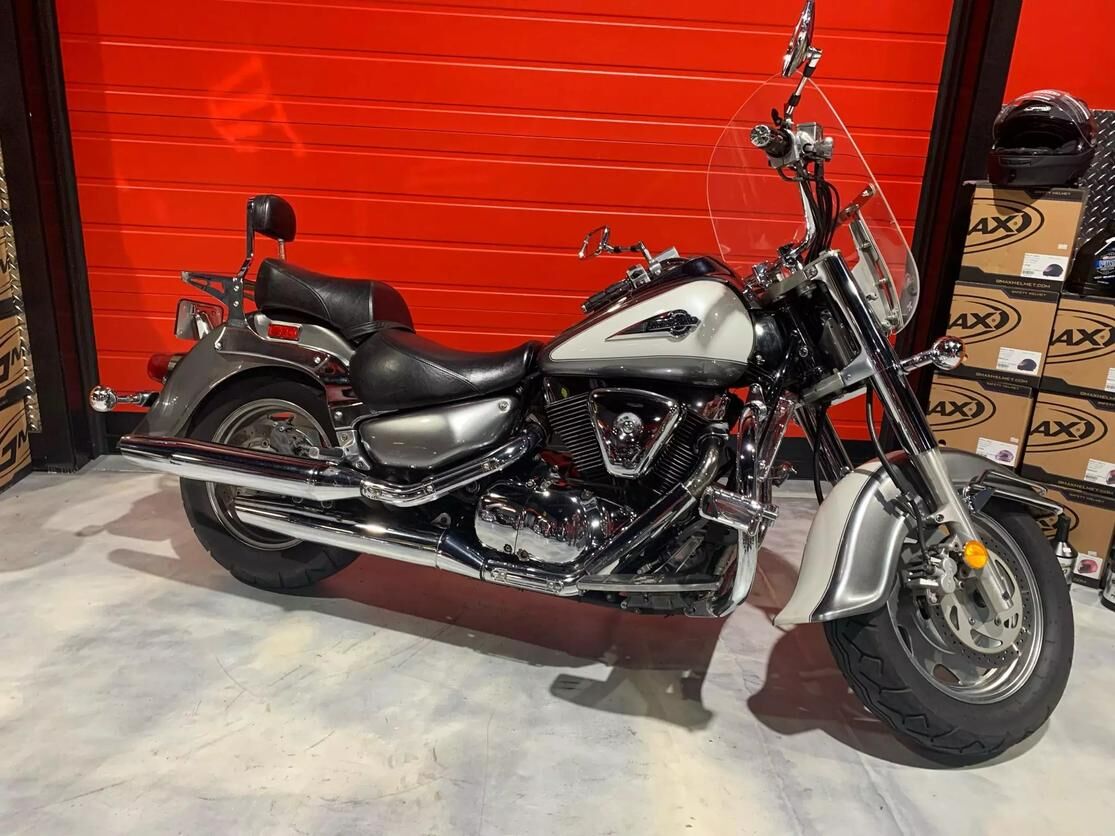Suzuki VL1500K