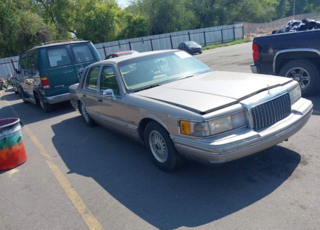 Lincoln Town Car
