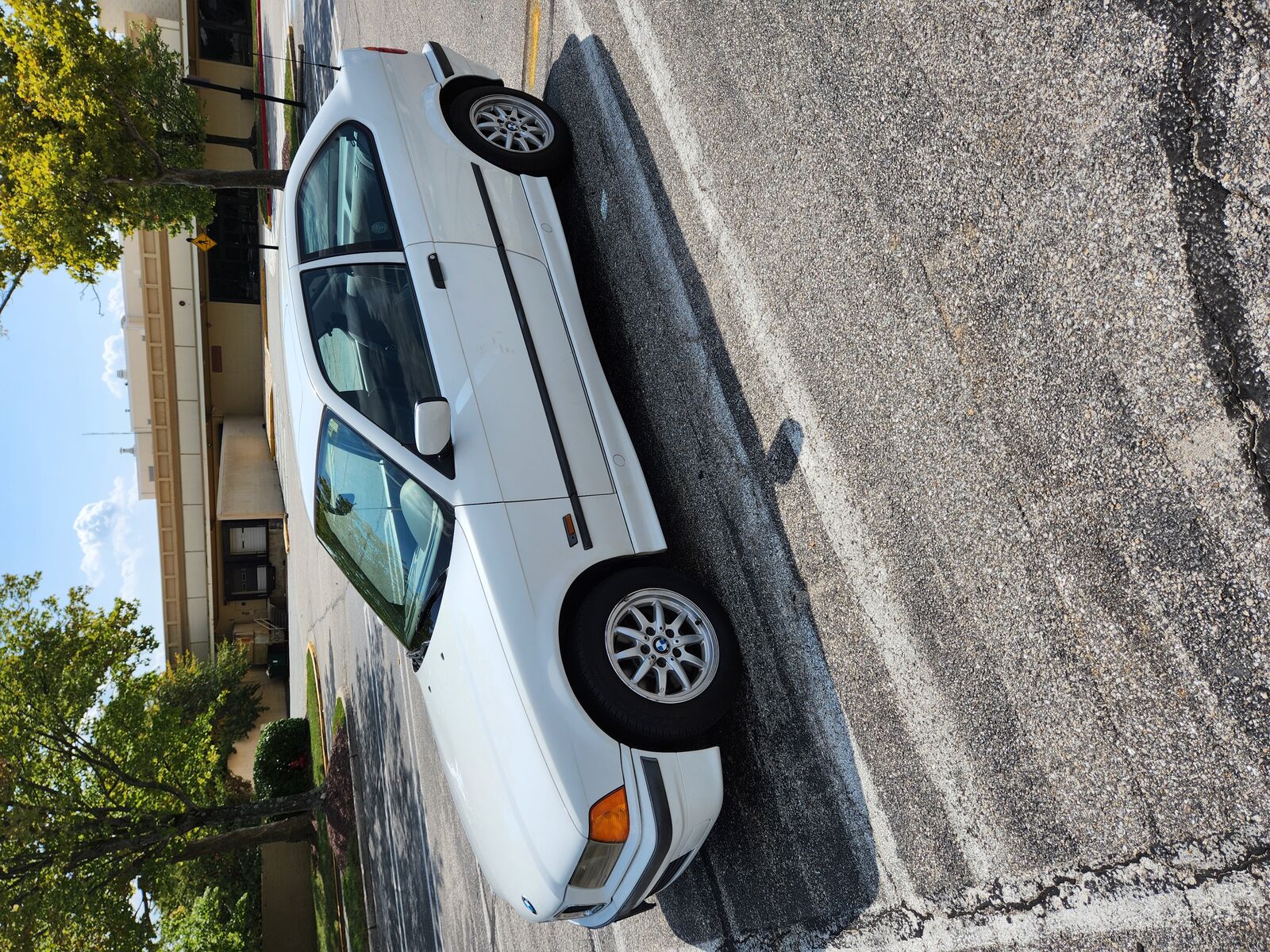 BMW 318ti