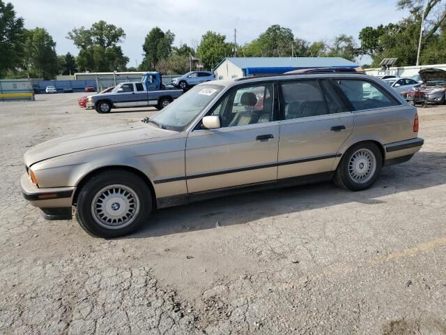 BMW 525i