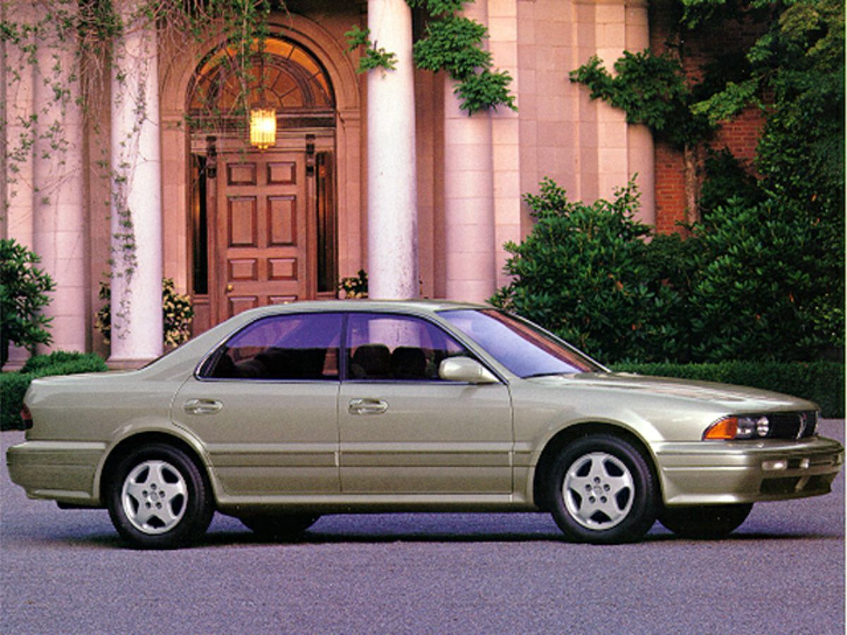 Mitsubishi Diamante