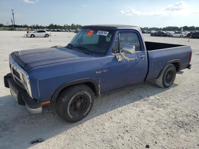 Dodge D-Series