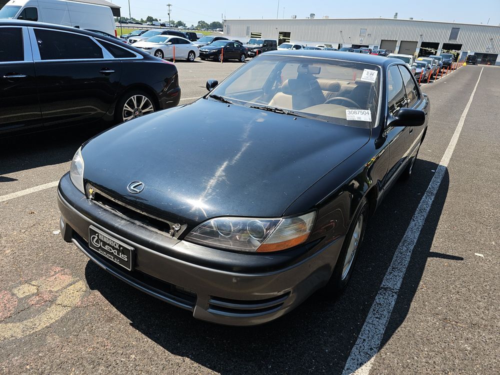 Lexus ES