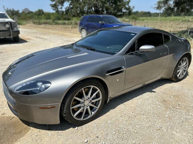 Aston Martin V8 Vantage