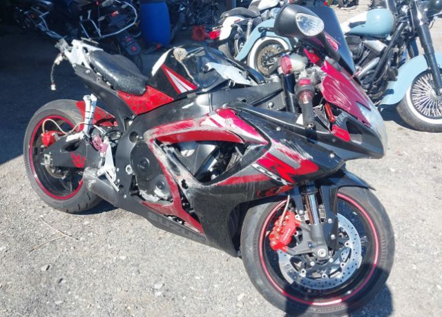 Suzuki GSX-R750