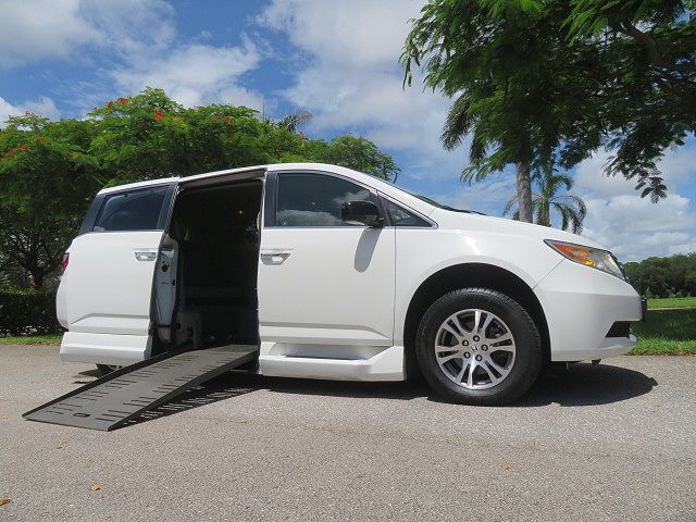 2012 HONDA Odyssey
