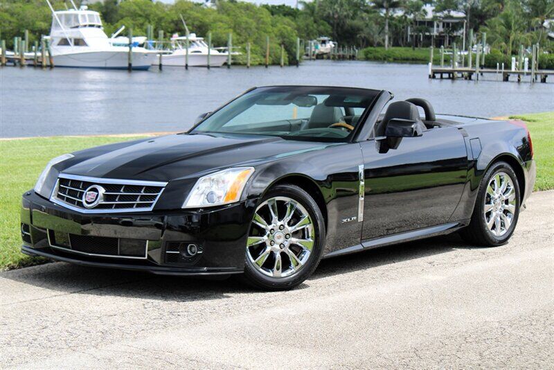 Cadillac XLR