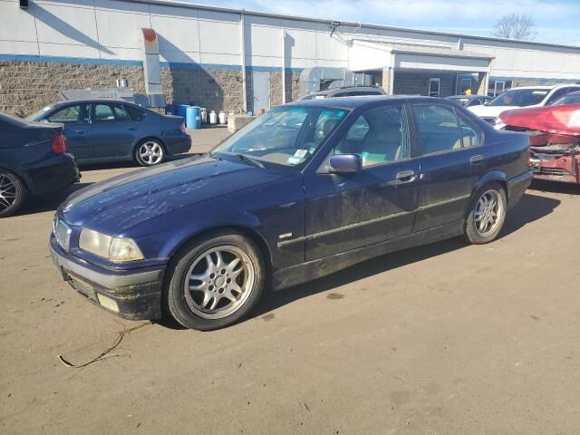 BMW 328i