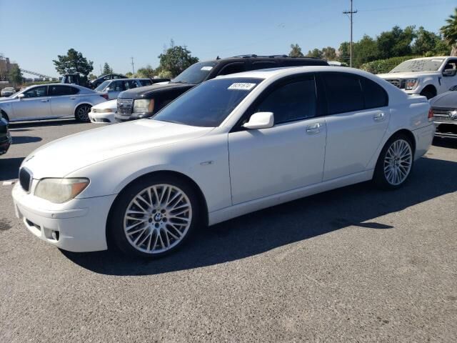 BMW 750i