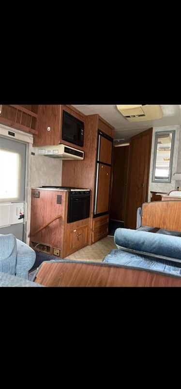 Ford E-350