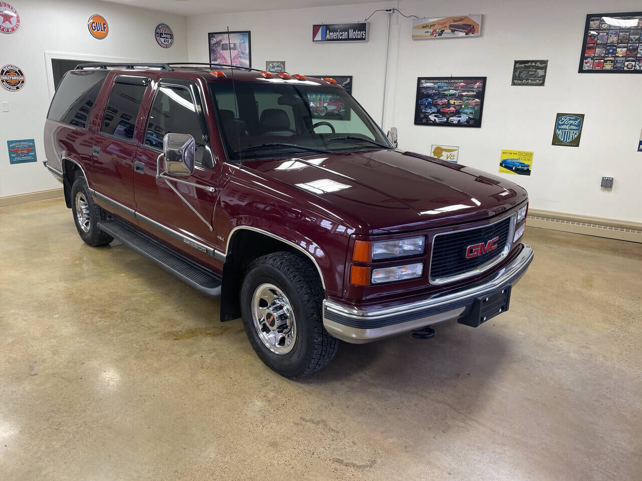 GMC Suburban