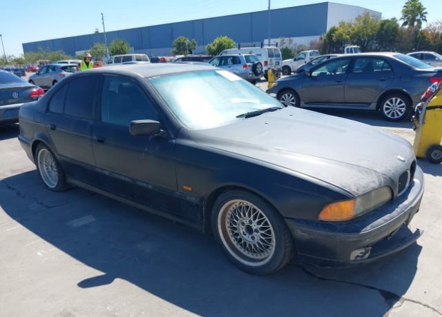 BMW 528i