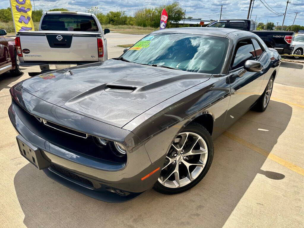 2020 DODGE Challenger