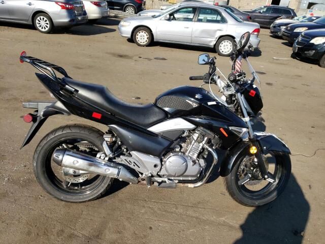 Suzuki GW250L