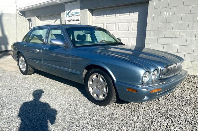 Jaguar Vanden Plas