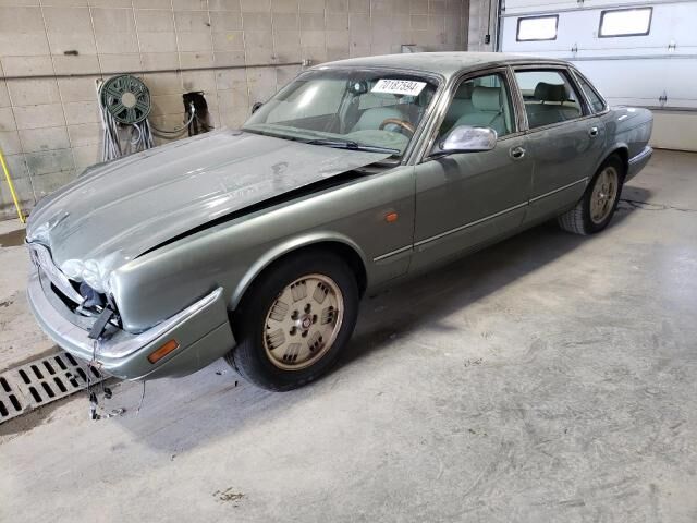 Jaguar Vanden Plas