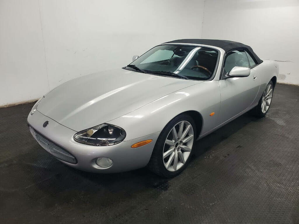 2004 JAGUAR XK8